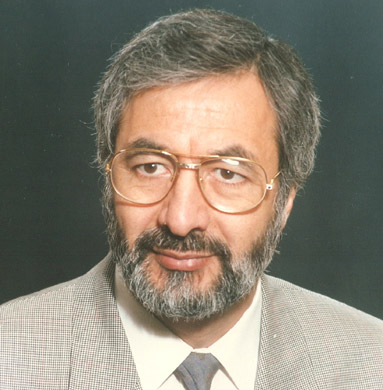 mit Vollbart bis Anfang des neuen Jahrhunderts 		