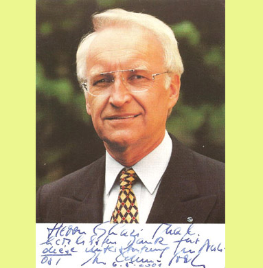 Herr Edmund Stoiber dankt fr die sprachliche Hilfe